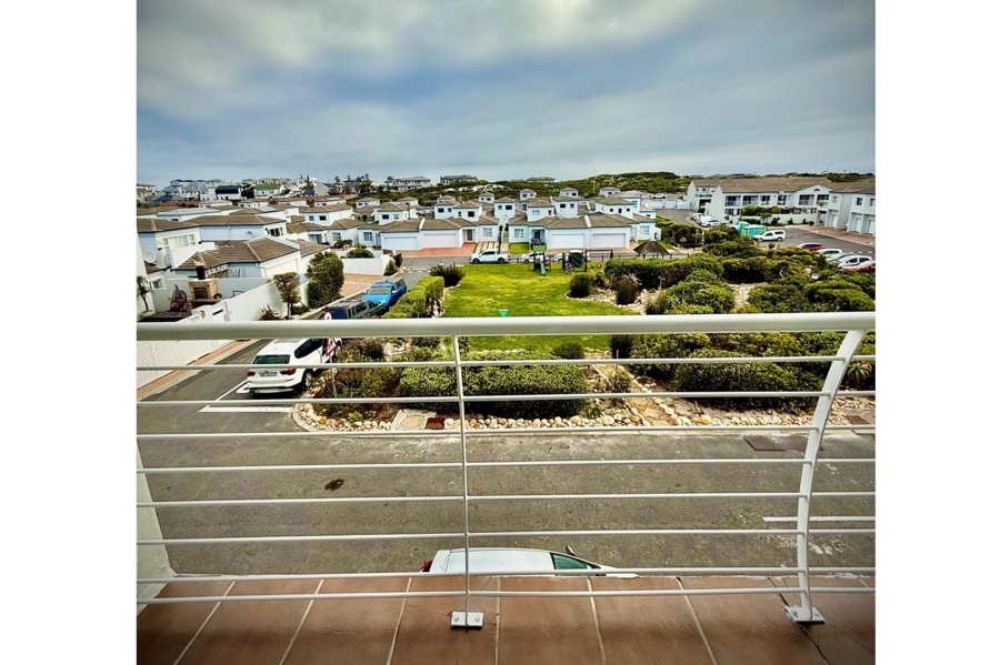 To Let 3 Bedroom Property for Rent in Big Bay Western Cape